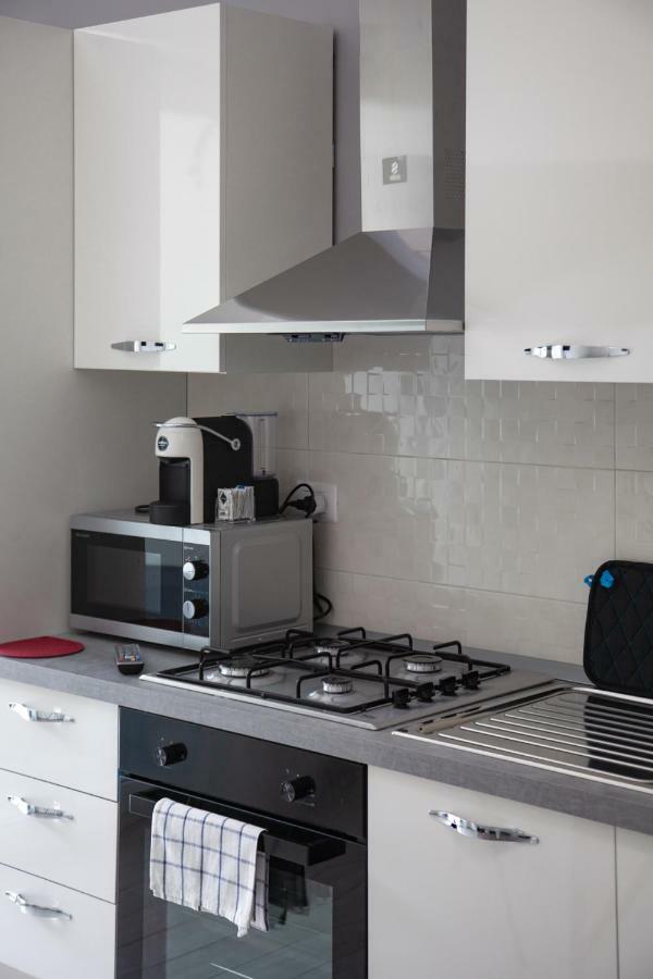 House 103 Rent Apartment Capo dʼOrlando Kültér fotó